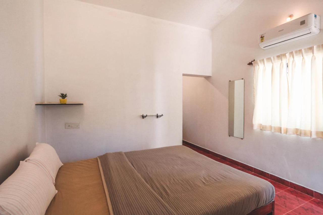 Piggy Hostel Vagator Eksteriør billede