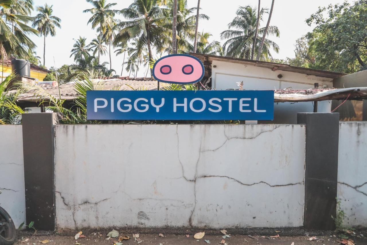 Piggy Hostel Vagator Eksteriør billede